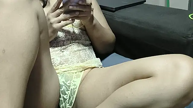 Monalive online show from April 2026 10:42:01 AM