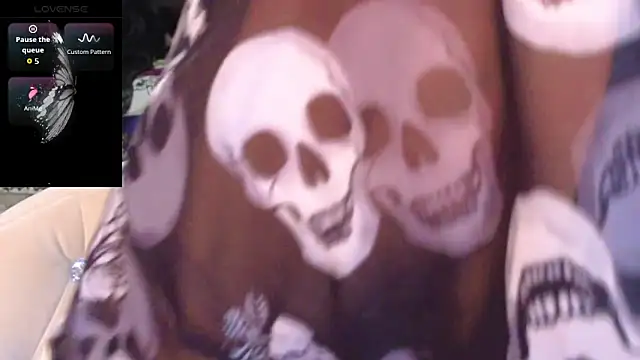 Snapshot of Kira_Kingslee chatting on April 2026 11:05:01 AM Kira Kingslee online show from April 2026 11:05:01 AM