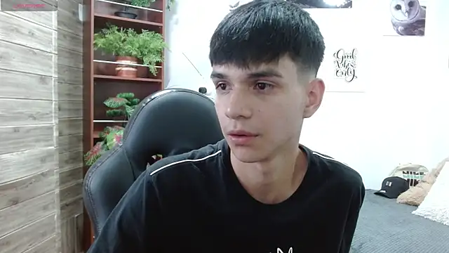 maxim rod online show from April 2026 08:42:01 PM