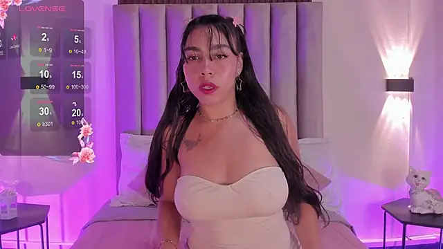 Valentina-Garciia online show from April 2026 12:21:01 PM