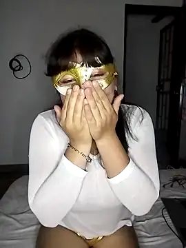 Lesleyxx online show from April 2026 03:43:02 AM