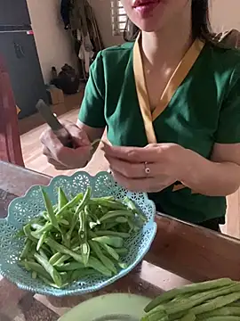 Phale2xx online show from April 2026 07:17:02 AM