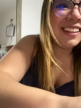 spicymichelle online show from April 2026 02:43:01 AM