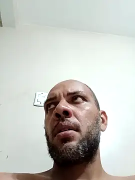 Aecio2029 online show from April 2026 11:30:02 PM