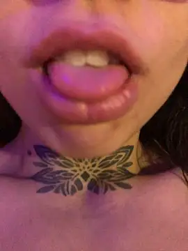 Docecastainha online show from April 2026 08:30:02 AM