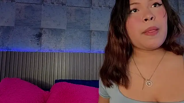 Snapshot of KerlenTeen chatting on March 2026 03:08:02 AM KerlenTeen online show from March 2026 03:08:02 AM