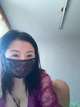 xiaxia-2026 online show from April 2026 04:06:02 AM