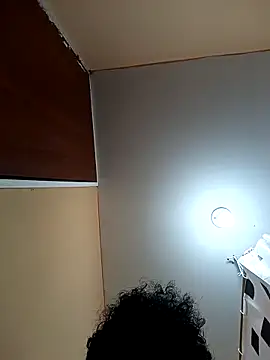 Snapshot of LucaColmal chatting on April 2026 01:05:02 PM LucaColmal online show from April 2026 01:05:02 PM