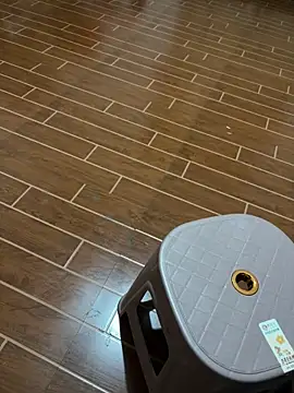 yingzi003 online show from April 2026 03:42:02 PM