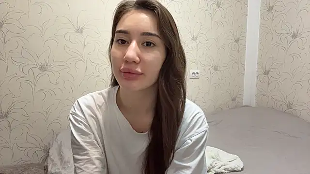 Snapshot of NamiLoon chatting on April 2026 02:55:01 AM NamiLoon online show from April 2026 02:55:01 AM