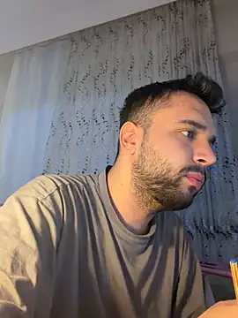 Snapshot of Arin21201 chatting on April 2026 08:03:01 PM Arin21201 online show from April 2026 08:03:01 PM