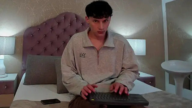 Snapshot of LephyStar chatting on April 2026 03:34:01 AM LephyStar online show from April 2026 03:34:01 AM