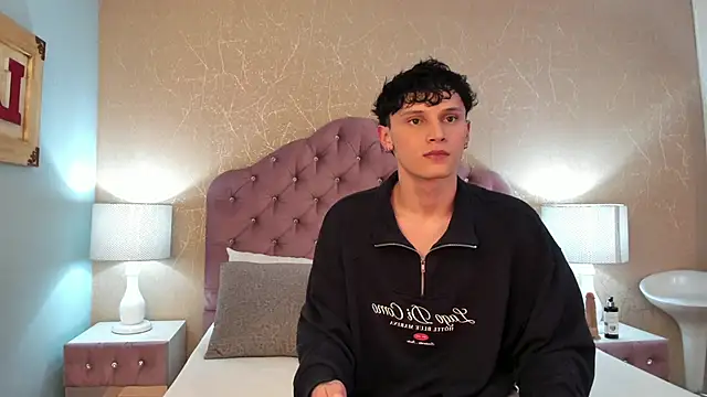 Snapshot of LephyStar chatting on April 2026 03:55:01 AM LephyStar online show from April 2026 03:55:01 AM