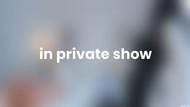 Snapshot of LilyReina chatting on April 2026 07:58:02 PM LilyReina online show from April 2026 07:58:02 PM