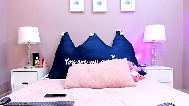 MAYTEMINAJ online show from May 2026 09:56:02 PM
