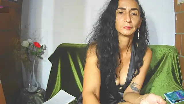 Snapshot of SamanttaLopez chatting on May 2026 11:56:01 PM SamanttaLopez online show from May 2026 11:56:01 PM