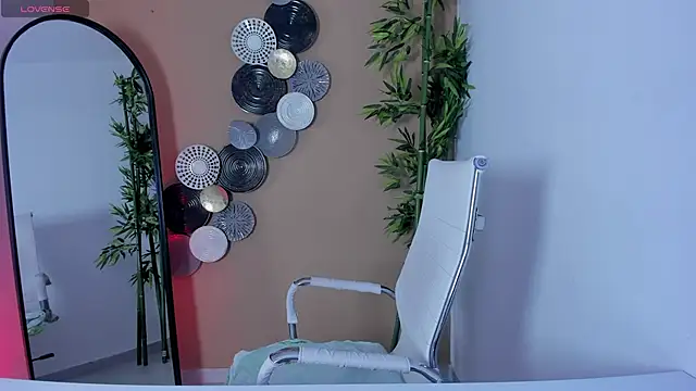 Snapshot of crystal_arlette_ chatting on April 2026 04:58:02 PM crystal arlette online show from April 2026 04:58:02 PM