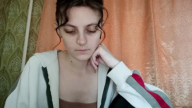 Snapshot of ShirleyNibbs chatting on April 2026 03:09:02 PM ShirleyNibbs online show from April 2026 03:09:02 PM