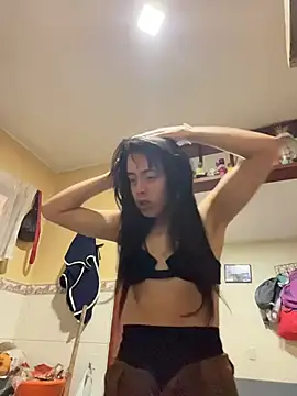 bella stowgn online show from April 2026 11:55:02 AM