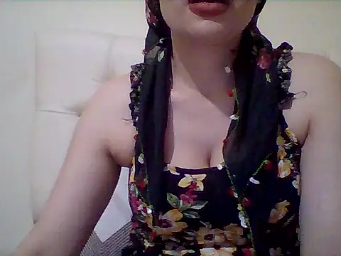 Snapshot of busex25 chatting on April 2026 09:05:02 PM busex25 online show from April 2026 09:05:02 PM