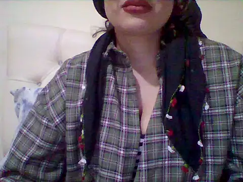 Snapshot of busex25 chatting on April 2026 09:08:02 PM busex25 online show from April 2026 09:08:02 PM