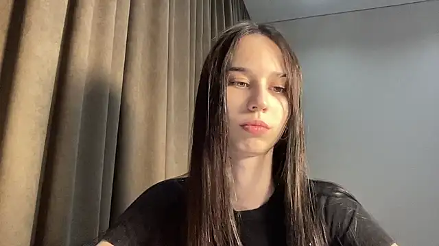 sparkmuse online show from April 2026 09:45:01 PM