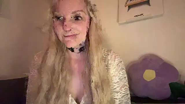 LoveAliceXXX online show from April 2026 07:47:02 PM