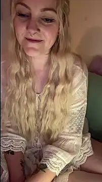 LoveAliceXXX online show from April 2026 07:42:01 PM