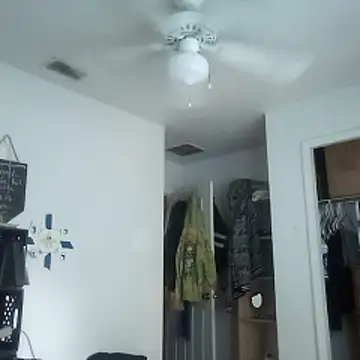 Snapshot of tainted95 chatting on April 2026 02:02:02 PM tainted95 online show from April 2026 02:02:02 PM