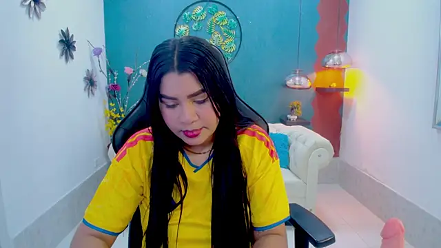 Snapshot of ValeryBliss_ chatting on April 2026 11:38:02 PM ValeryBliss online show from April 2026 11:38:02 PM