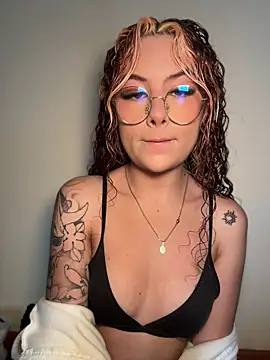 Amber-fire online show from May 2026 05:41:02 PM