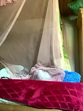 Sunny-smile1 online show from April 2026 01:33:01 AM