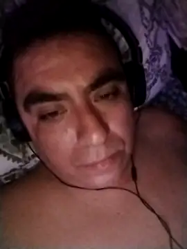 Snapshot of Manuel3910 chatting on May 2026 08:42:01 AM Manuel3910 online show from May 2026 08:42:01 AM
