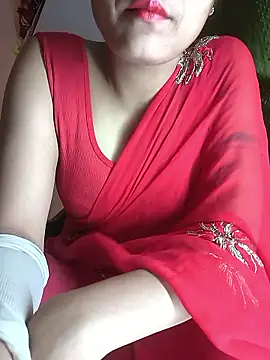 Snapshot of Curvy_Sanaya chatting on April 2026 07:33:02 PM Curvy Sanaya online show from April 2026 07:33:02 PM