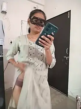 sexy couple liv online show from July 2026 06:05:01 AM