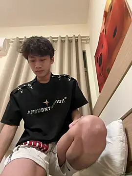 Snapshot of sexyboy-3525 chatting on July 2026 10:54:01 AM sexyboy-3525 online show from July 2026 10:54:01 AM