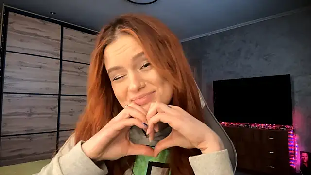 Snapshot of FoxyEmma chatting on April 2026 03:09:02 PM FoxyEmma online show from April 2026 03:09:02 PM