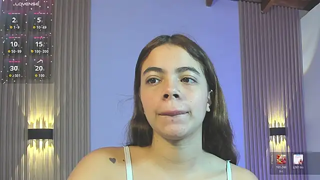 Snapshot of AnySweet19 chatting on April 2026 11:52:02 AM AnySweet19 online show from April 2026 11:52:02 AM