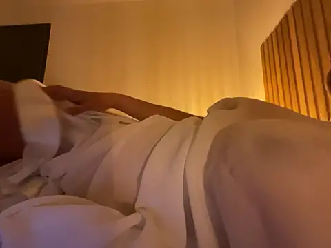 Snapshot of Victoria-timide chatting on April 2026 07:58:02 PM Victoria-timide online show from April 2026 07:58:02 PM