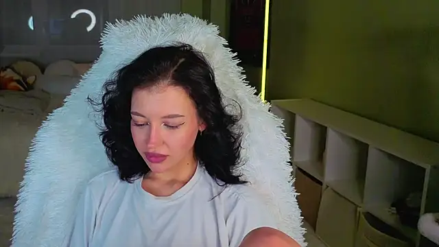 Regina Noire online show from April 2026 06:09:01 PM