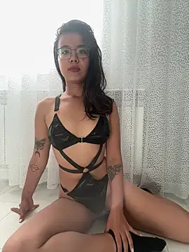 Snapshot of Z_Milll chatting on July 2026 01:26:01 PM Z Milll online show from July 2026 01:26:01 PM