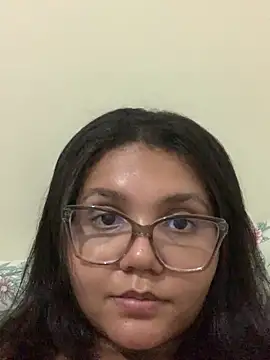 viviboraaaa online show from April 2026 10:37:02 PM