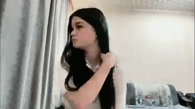 BellaLuxury online show from April 2026 03:12:01 PM