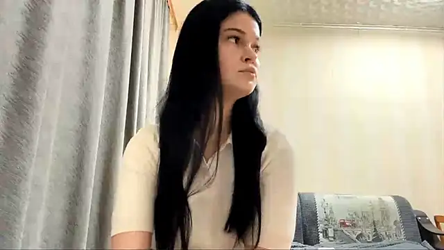 BellaLuxury online show from April 2026 03:28:02 PM