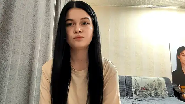 BellaLuxury online show from April 2026 03:08:01 PM