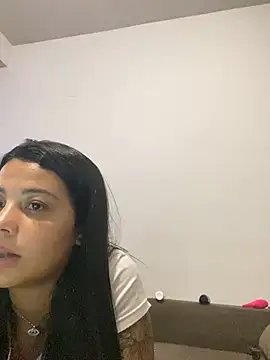 Snapshot of Deusa_Arcana chatting on April 2026 01:32:01 AM Deusa Arcana online show from April 2026 01:32:01 AM