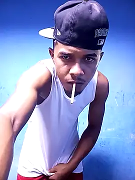 Snapshot of blackmasterpig chatting on April 2026 03:40:02 AM blackmasterpig online show from April 2026 03:40:02 AM