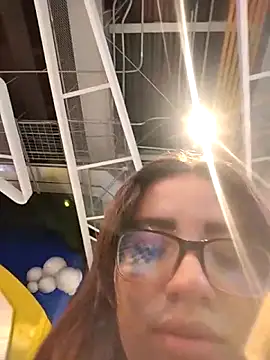 Snapshot of martina_7 chatting on April 2026 09:38:02 PM martina 7 online show from April 2026 09:38:02 PM