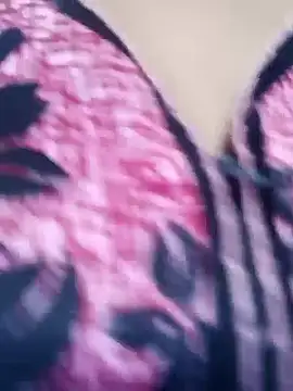 Snapshot of itz-liliroy chatting on April 2026 02:09:02 AM itz-liliroy online show from April 2026 02:09:02 AM