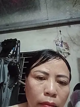 Snapshot of -Hami- chatting on May 2026 05:19:02 PM -Hami- online show from May 2026 05:19:02 PM